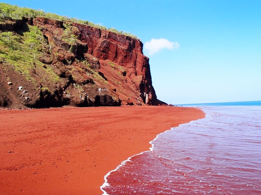 Santorini Greece beaches - Red Beach